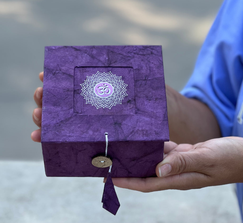 Chakra Singing Bowl Palm Size Complete Gift Box Set. - DharmaObjects