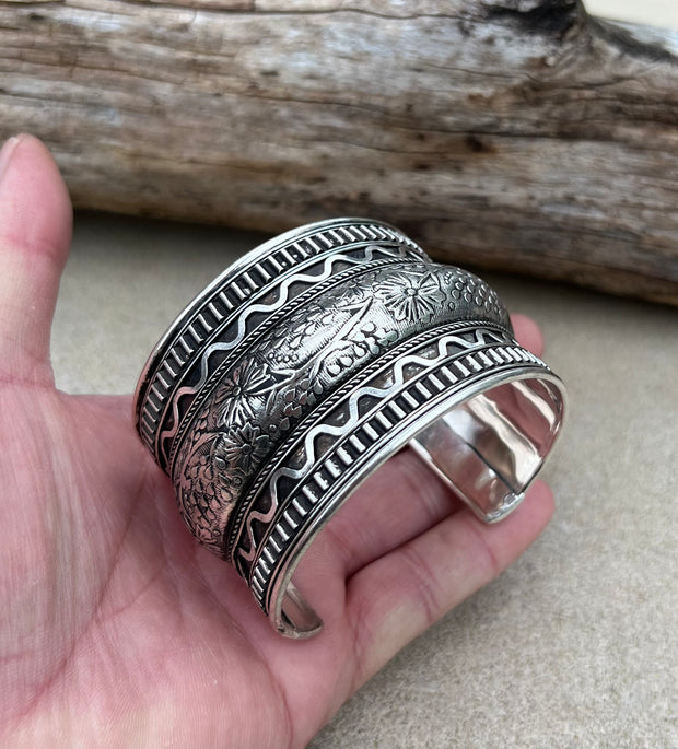 Handcrafted Cuff Bracelet Vintage Floral Design Boho Gypsy Ethnic Jewelry