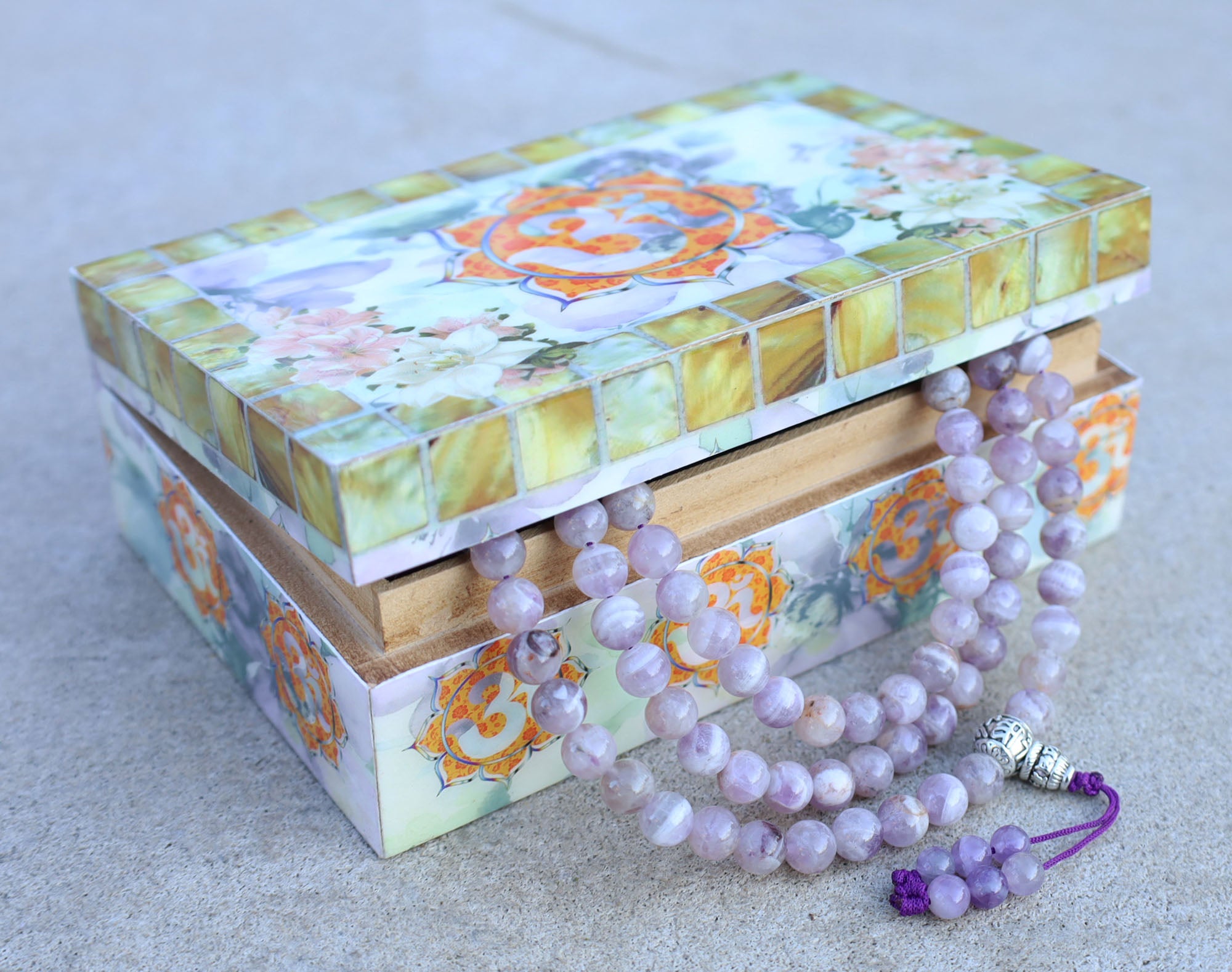 Tibetan Amethyst 108 Bead Meditation Mala | Om Mani Padme Hum Prayer Beads | Buddhist Gemstone Japa Mala | Yoga Spiritual Gift - DharmaObjects