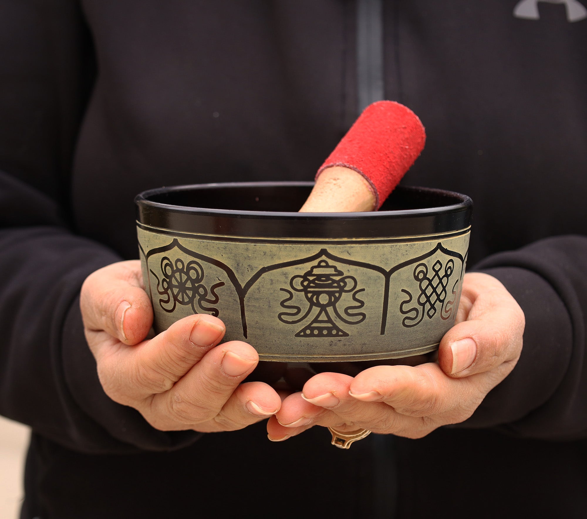 Handcrafted Tibetan Meditation Singing Bowl Set | Etched Sound Bowl for Yoga, Reiki & Mindfulness - DharmaObjects