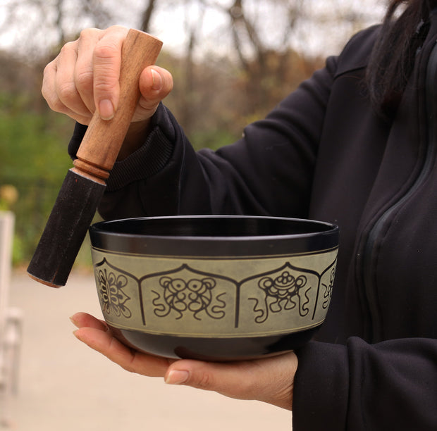 Tibetan Meditation 8 Lucky Symbols Singing Bowl Mallet Mat Cushion Set (7 Inches Diameter)