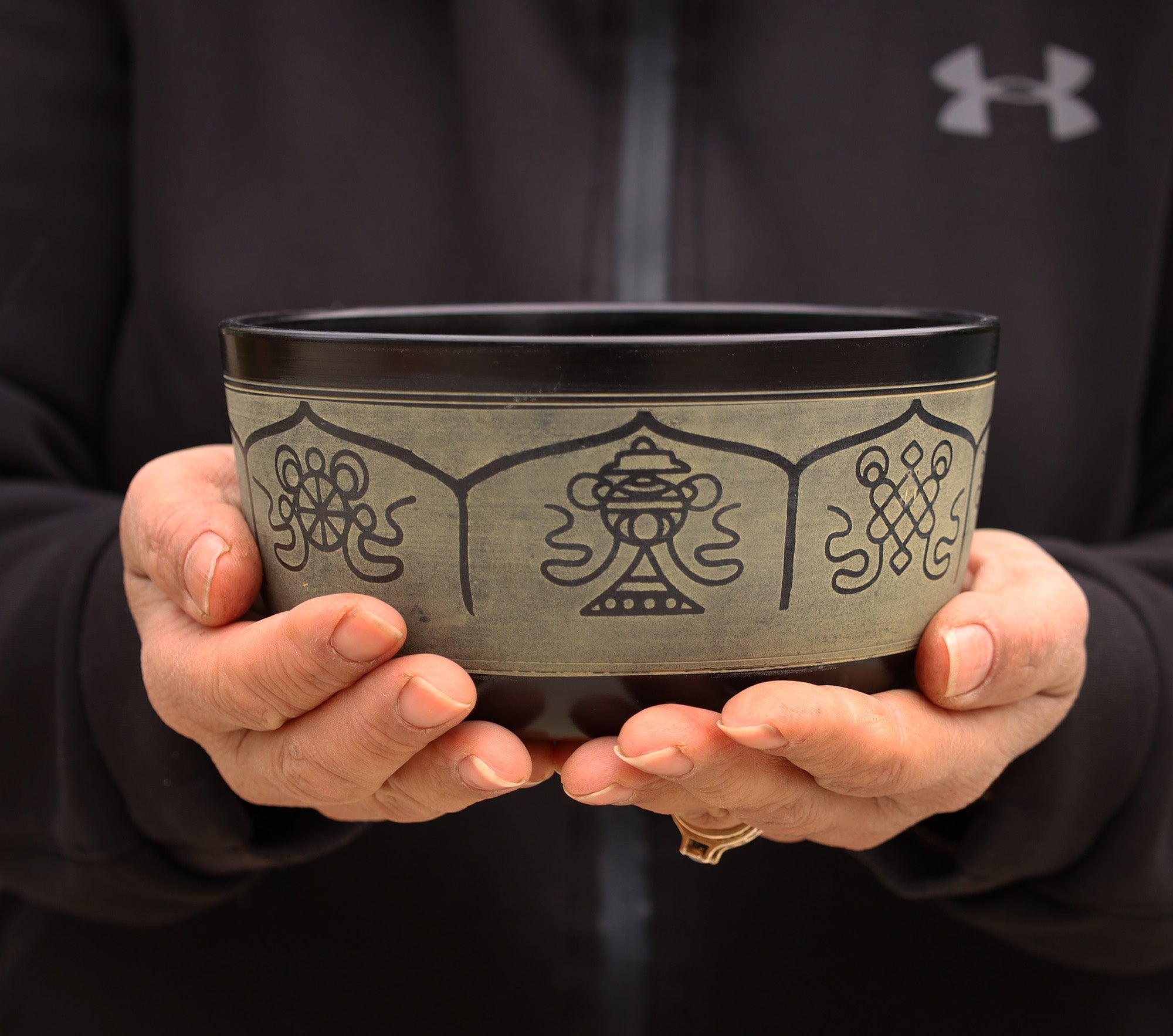 Handcrafted Tibetan Meditation Singing Bowl Set | Etched Sound Bowl for Yoga, Reiki & Mindfulness - DharmaObjects