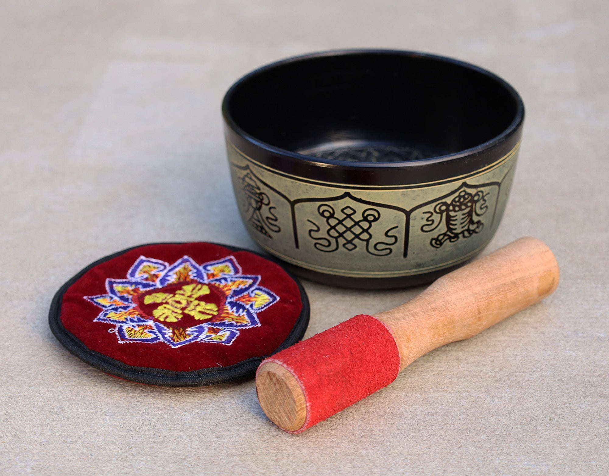 Handcrafted Tibetan Meditation Singing Bowl Set | Etched Sound Bowl for Yoga, Reiki & Mindfulness - DharmaObjects