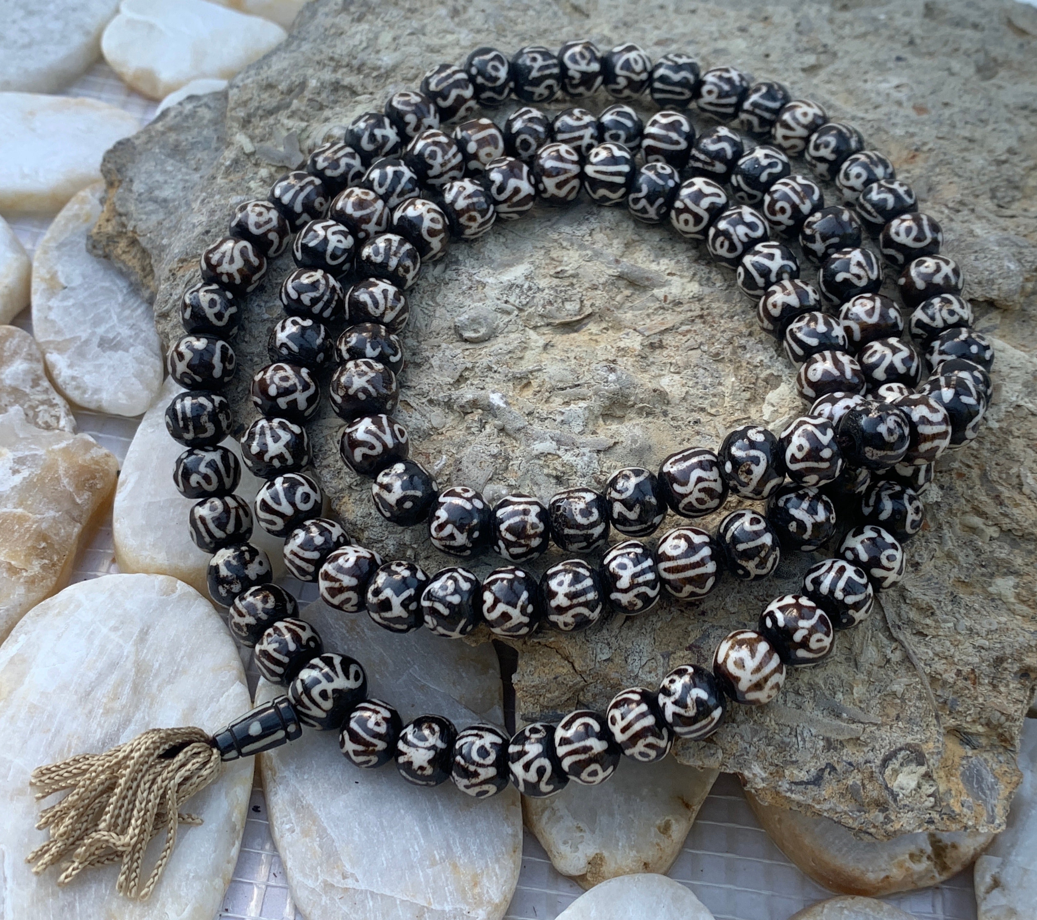 Natural Buffalo Bone Tibetan Om Mani Padme Hum 108 Beads Prayer Mala - DharmaObjects