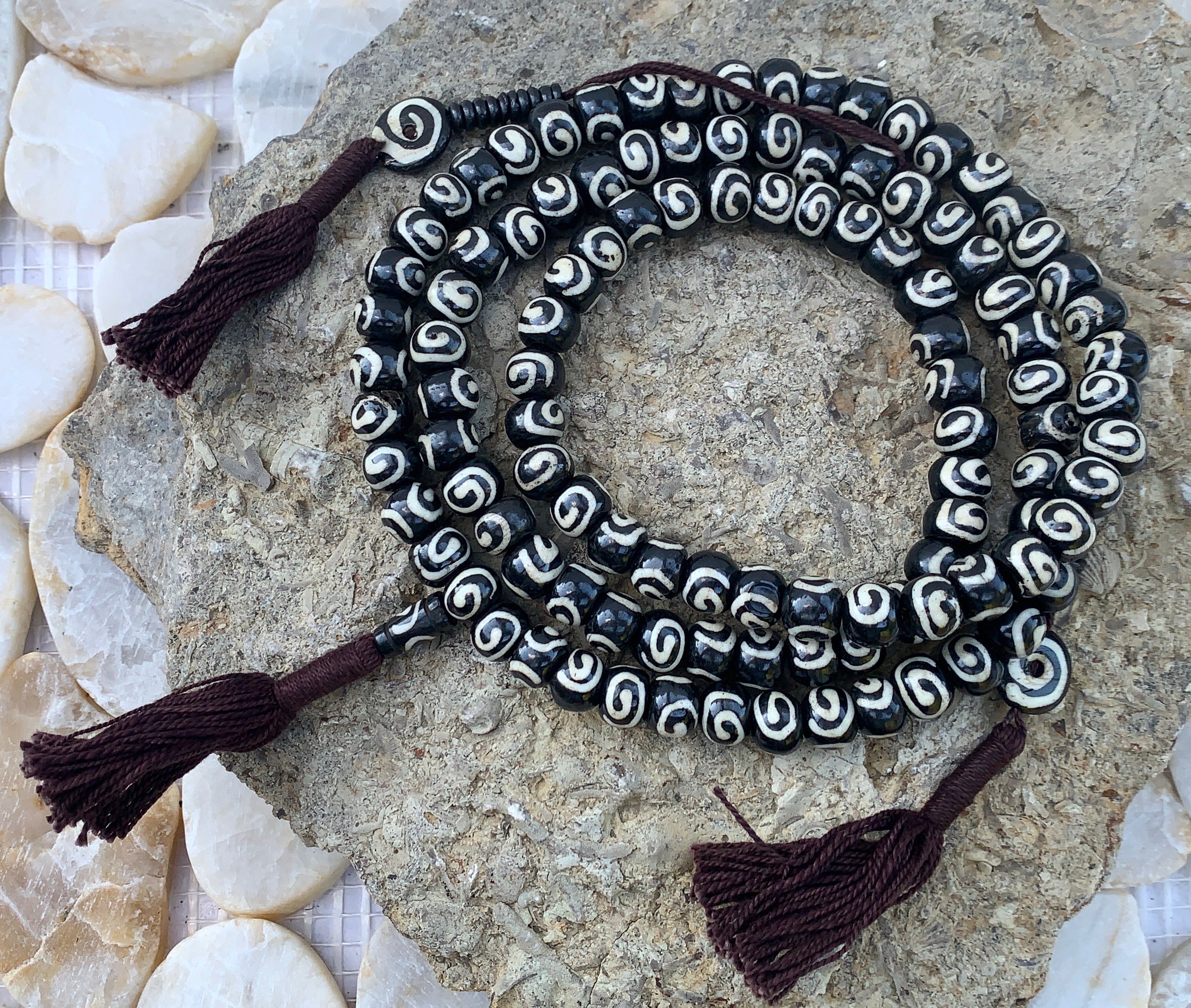 Tibetan Spiral DZI 108 Bone Beads Mala With Counter Meditation and Yoga - DharmaObjects